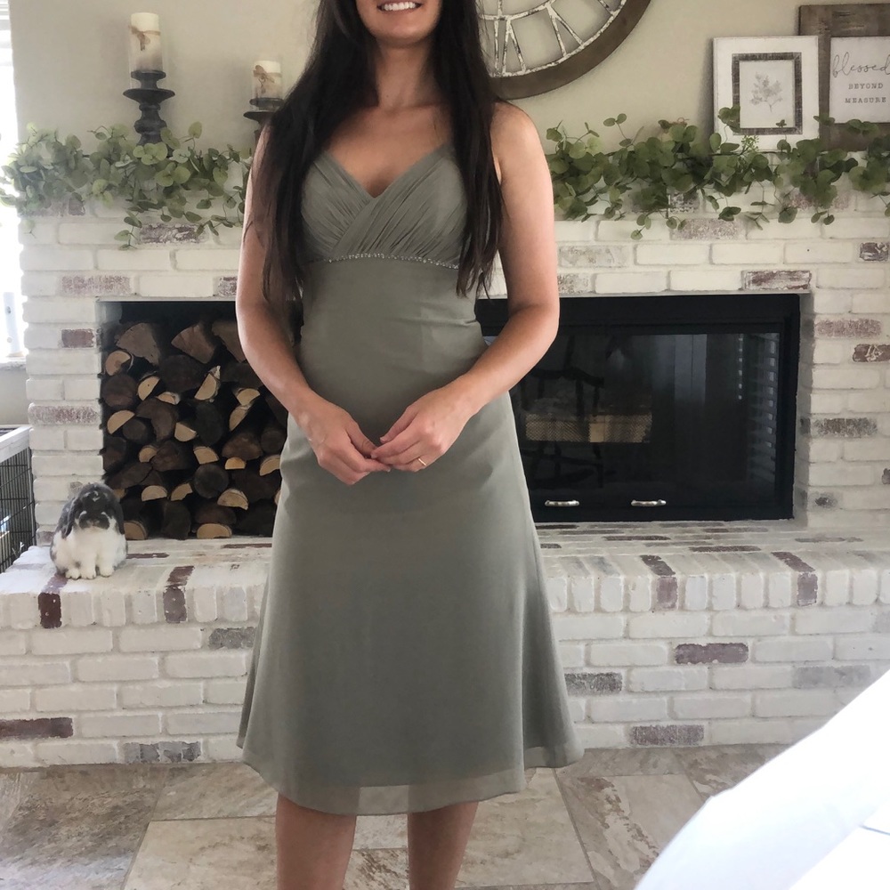 Formal sage green dress size 4